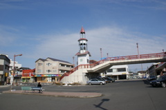石橋駅前のタワー