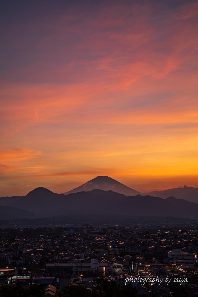 夕暮れの街