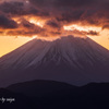 暗雲染まる