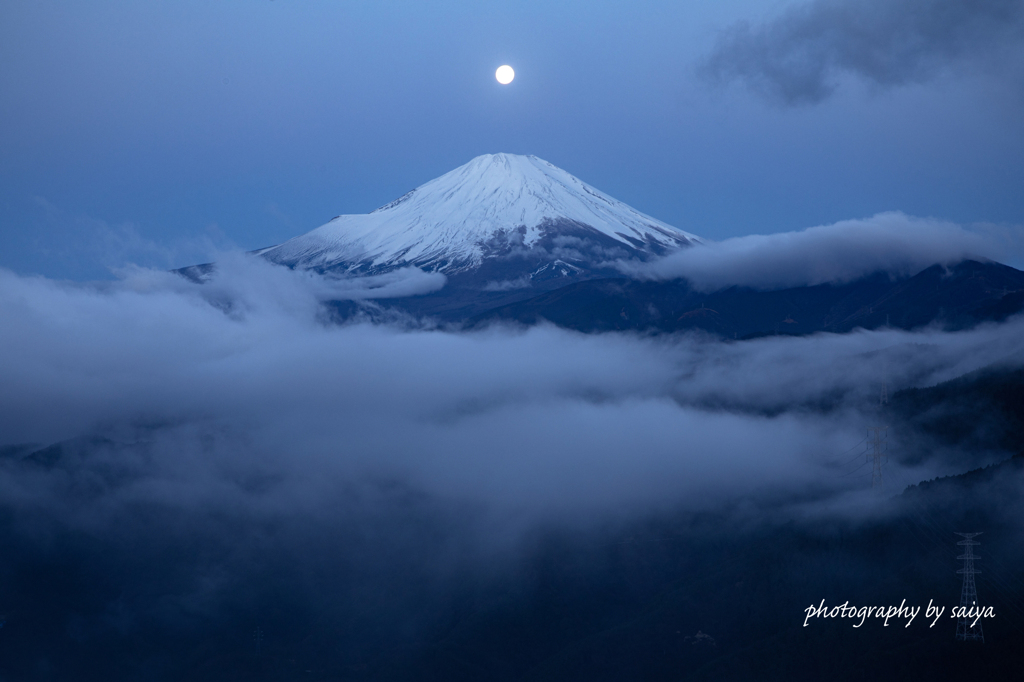 幽玄の夜明け