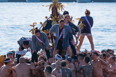 江ノ島　寒中神輿2020