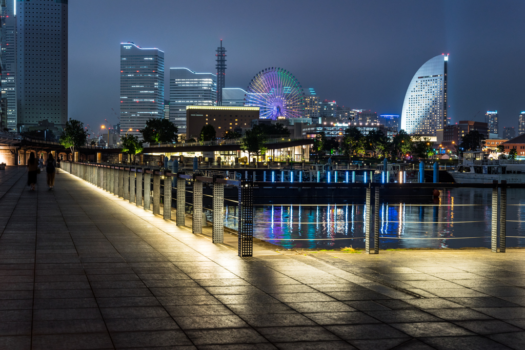 雨の日の横浜夜景 by momoken819 （ID：8817333） - 写真共有サイト:PHOTOHITO