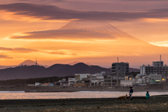 茅ヶ崎ヘッドランドからの富士山