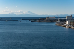 城ヶ島大橋から富士山