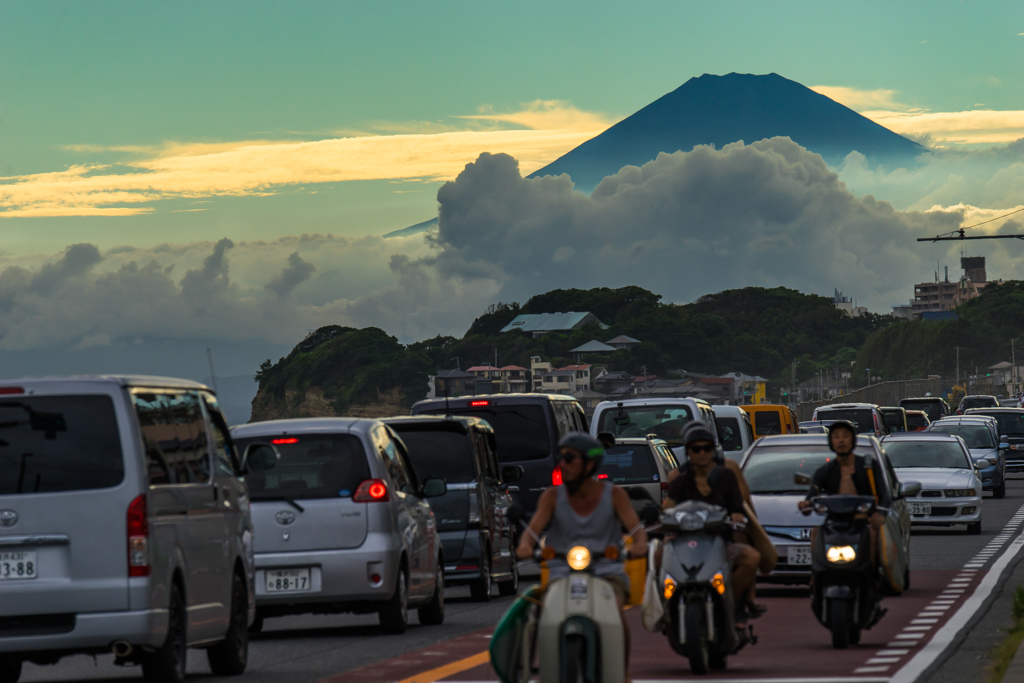 夏の湘南から富士山が見えた日