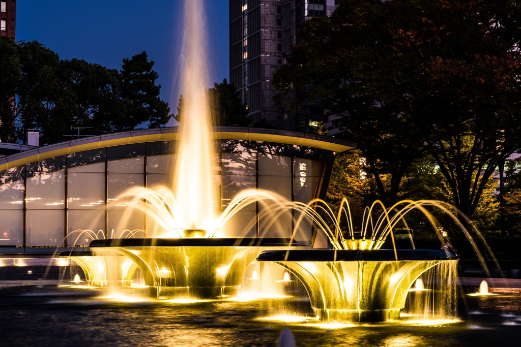 和田倉噴水公園