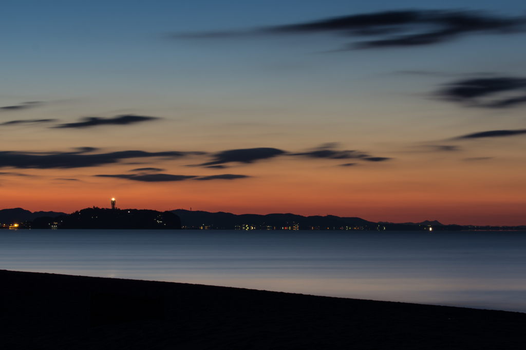江ノ島夜明け前
