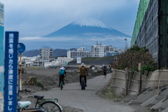 茅ヶ崎ヘッドランドからの富士山
