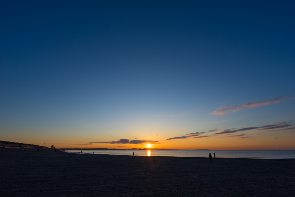茅ヶ崎ヘッドランドの夜明け