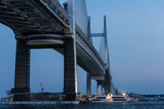 ベイブリッジ