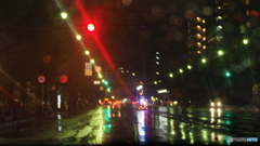 雨の降る夜