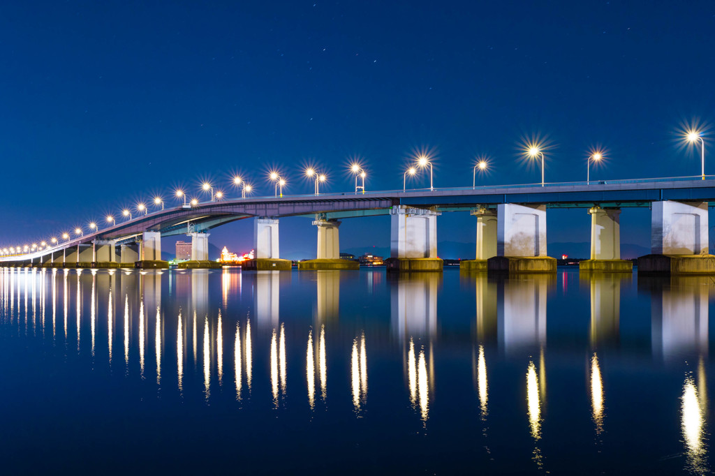 夜の琵琶湖大橋9