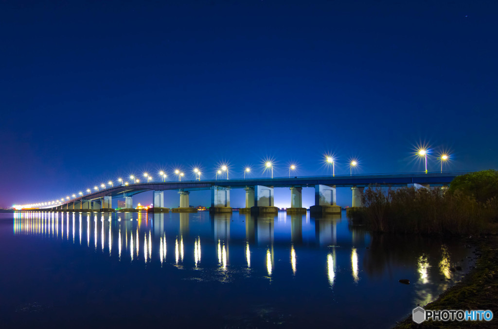 夜の琵琶湖大橋 7