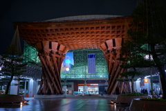 金沢駅・夜