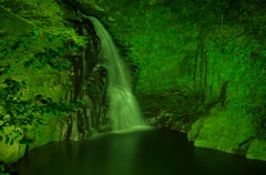 夜の赤目滝