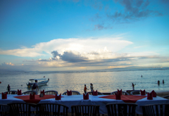 バリの海辺の食堂