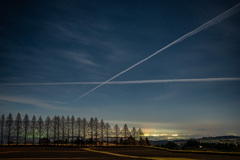 contrail at night