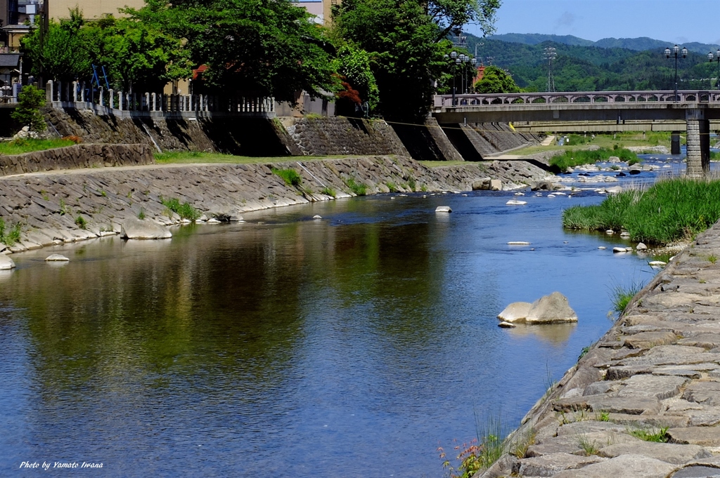 高山の水面２