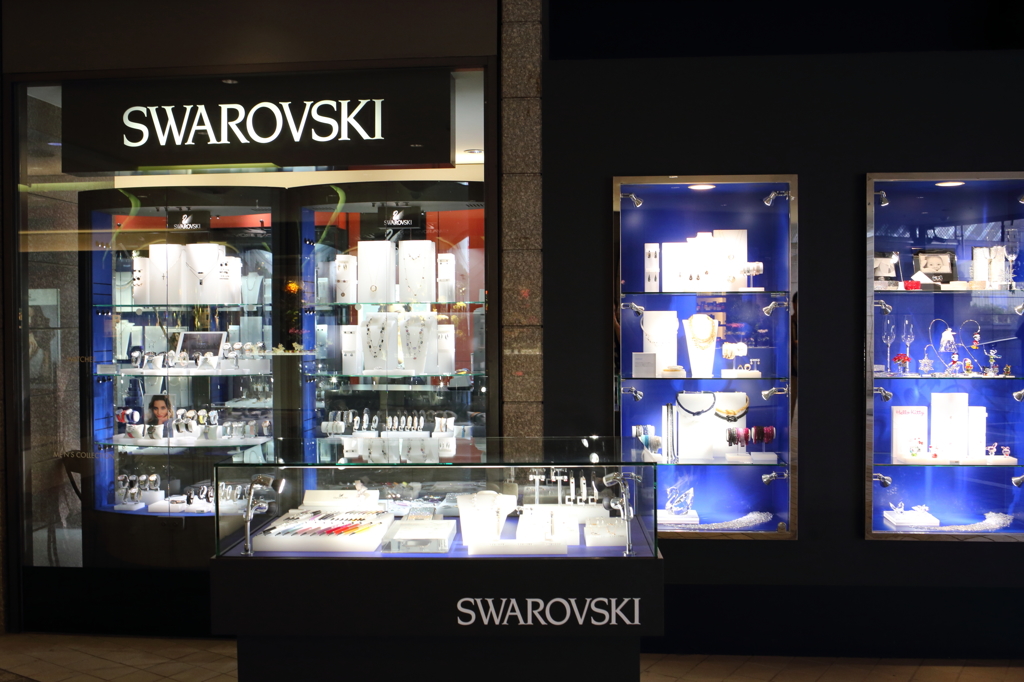 suwarovski