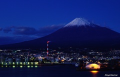 富士山と工場夜景