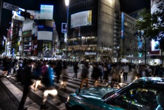 渋谷の夜の日常〜人びと