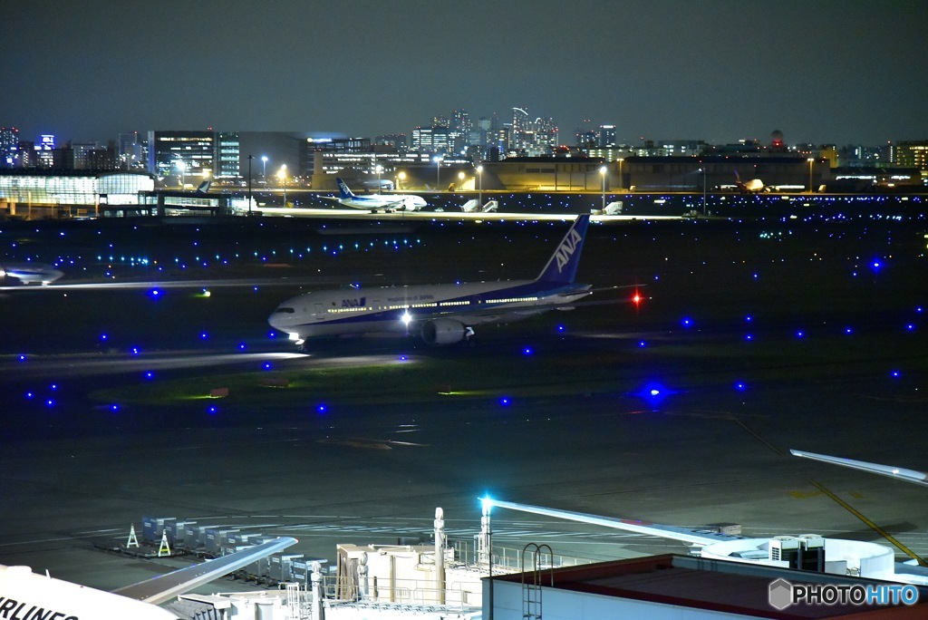 Haneda Airport night