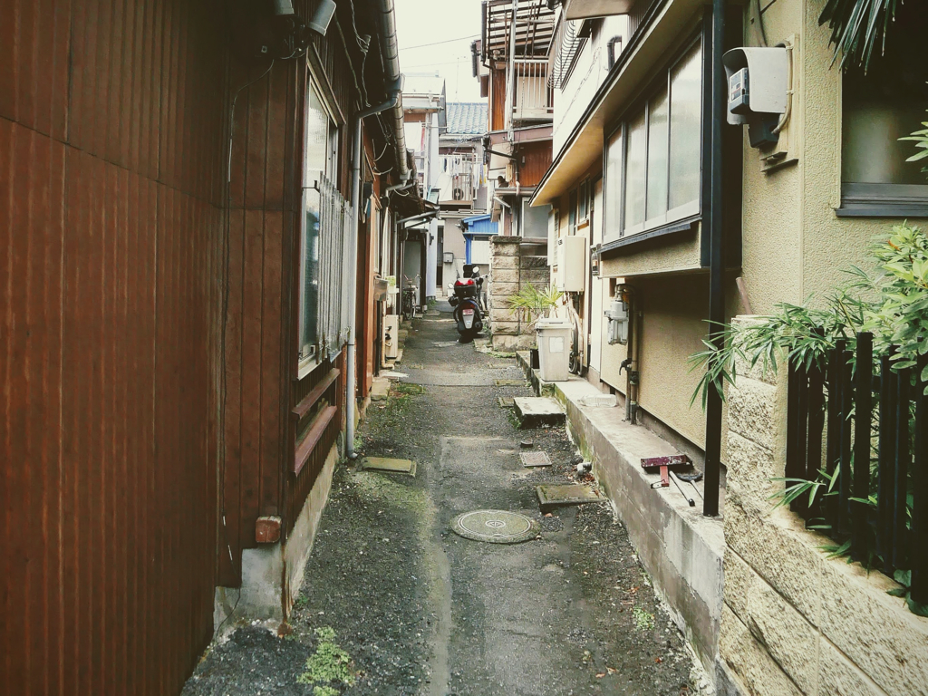 子安路地裏-5