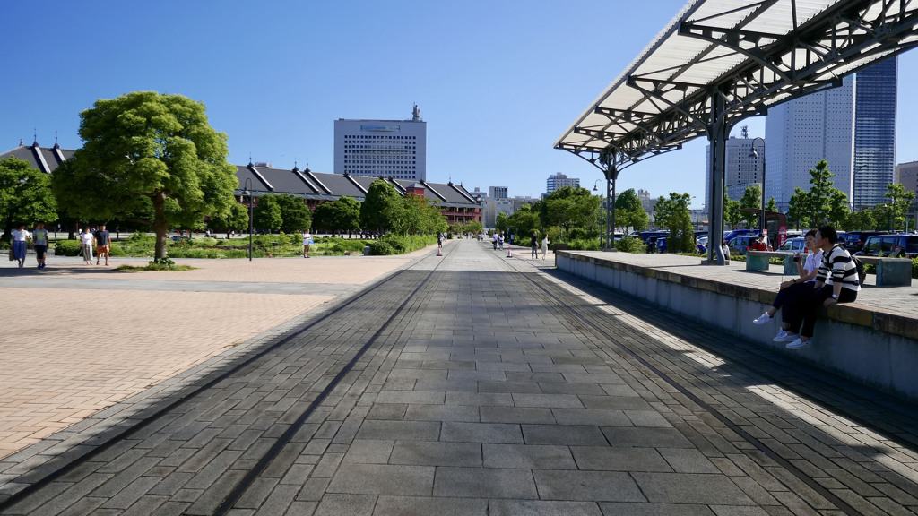 横浜港駅プラットホーム跡