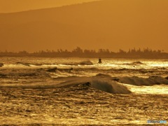 サンセットビーチパークの波