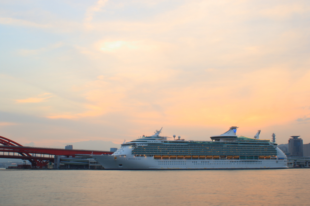 MARINER OF THE SEAS