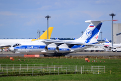 IL-76