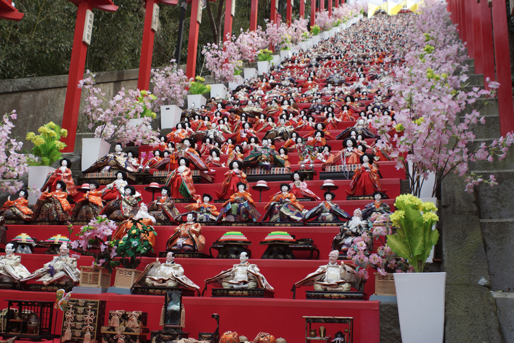 遠見岬(とみさき)神社