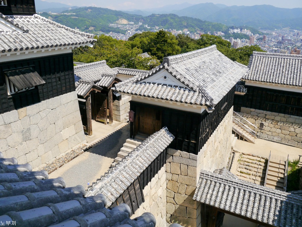 松山城-4【蔵出-2013】