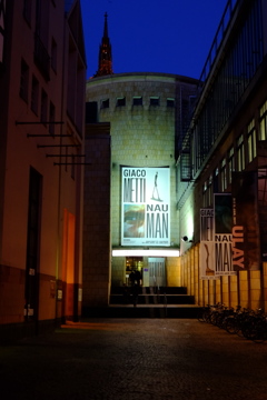 Night museum 