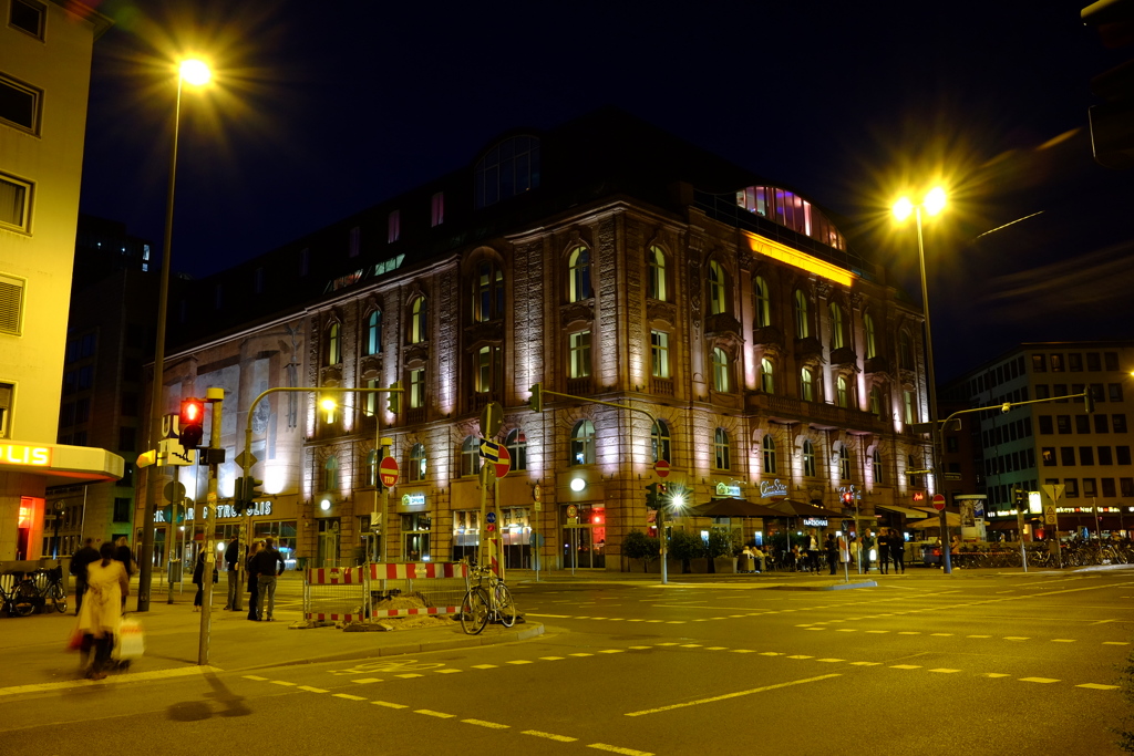 Eschenheimer tor の駅ビル