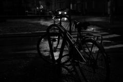 冷たい雨の夜