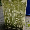 HALLO?