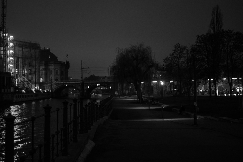 ベルリン夜の散歩道