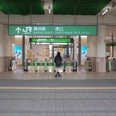 舞浜駅南口、AM6：30。
