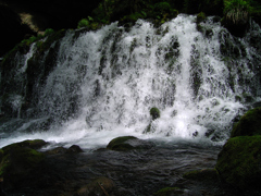 元滝伏流水