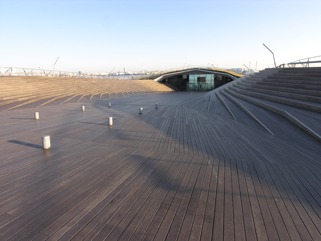 ④横浜大さん橋