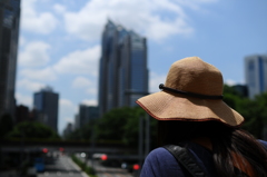 麦わら帽子を被ったら、夏の香りがした。
