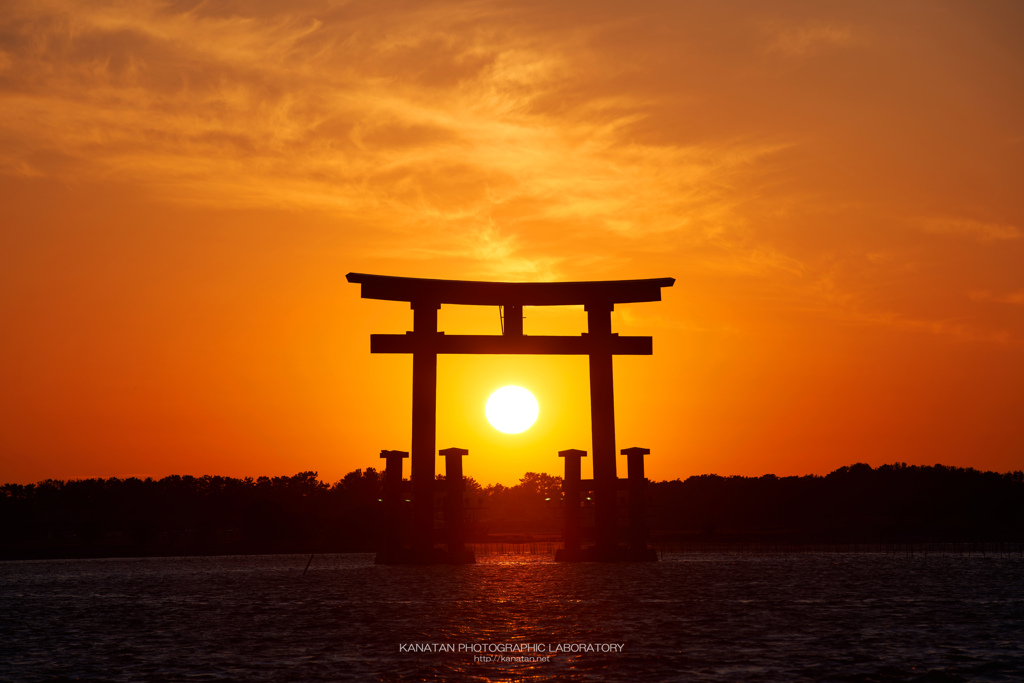 湖上の夕日2020