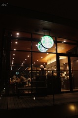 夜のスタバ