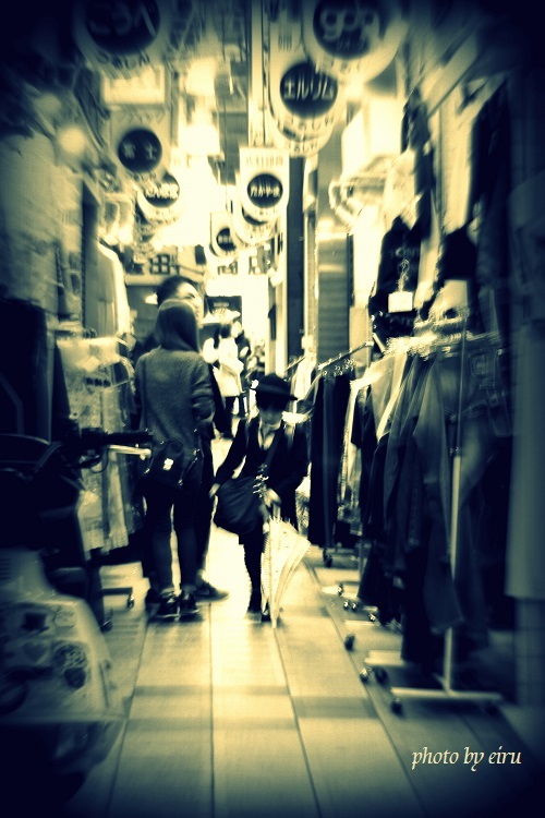 路地裏