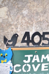 405