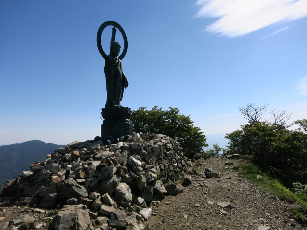 釈迦ヶ岳－孔雀岳 　釈迦ヶ岳山頂