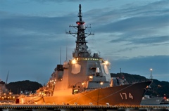 護衛艦　きりしま