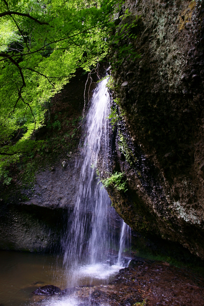 月待の滝