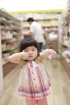 girls' shopping